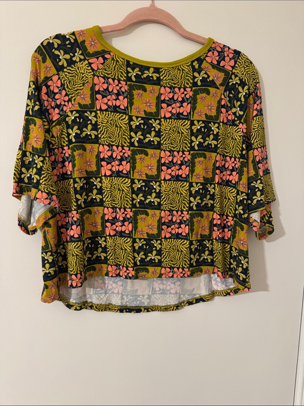 Hispanic Heritage Month Target Relaxed Boxy Floral-Print Top in Green and Coral